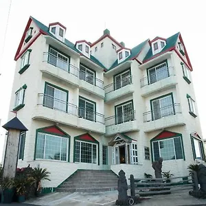  Holiday home Sea Palace